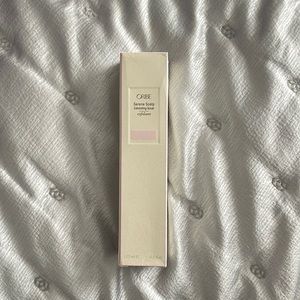Oribe Serene Scalp Exfoliant Scrub